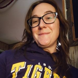 Meet your Posher, Lizzie